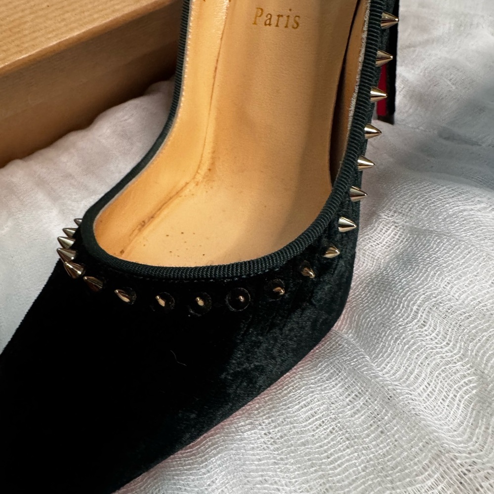 Christian Louboutin velvet dark green Studded Heels - Picture 5 of 6